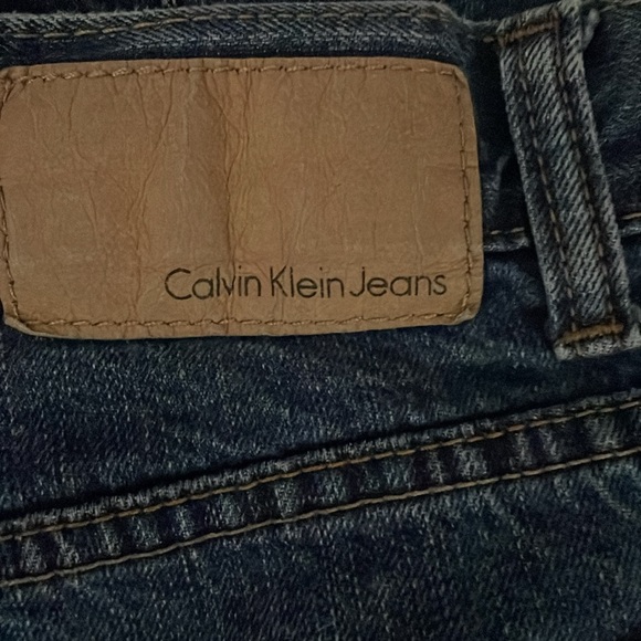 CALVIN KLEIN DARK WASH JEANS Sz 31 - Picture 4 of 5
